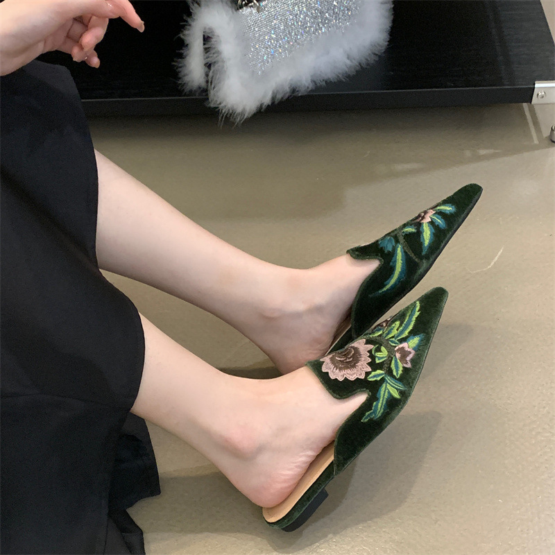 2026 Nieuwe Dames Slippers Bor - Embroidery Design recensie en prijs